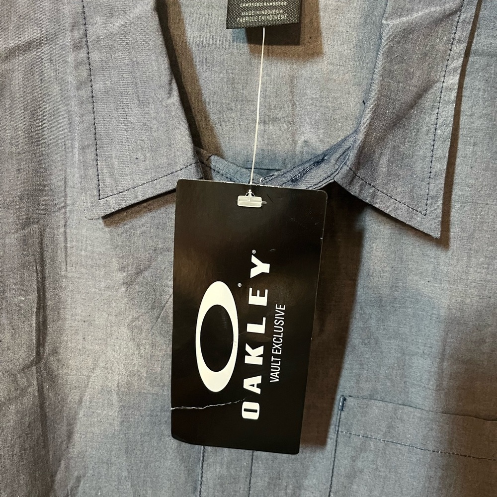 Mens NWT Oakley Gray Casual Short Sleeve Button Up Shirt Size XL - Picture 5 of 7